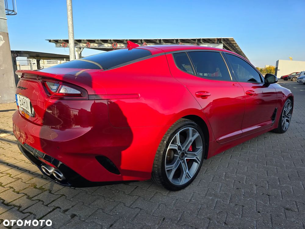 Kia Stinger - 5