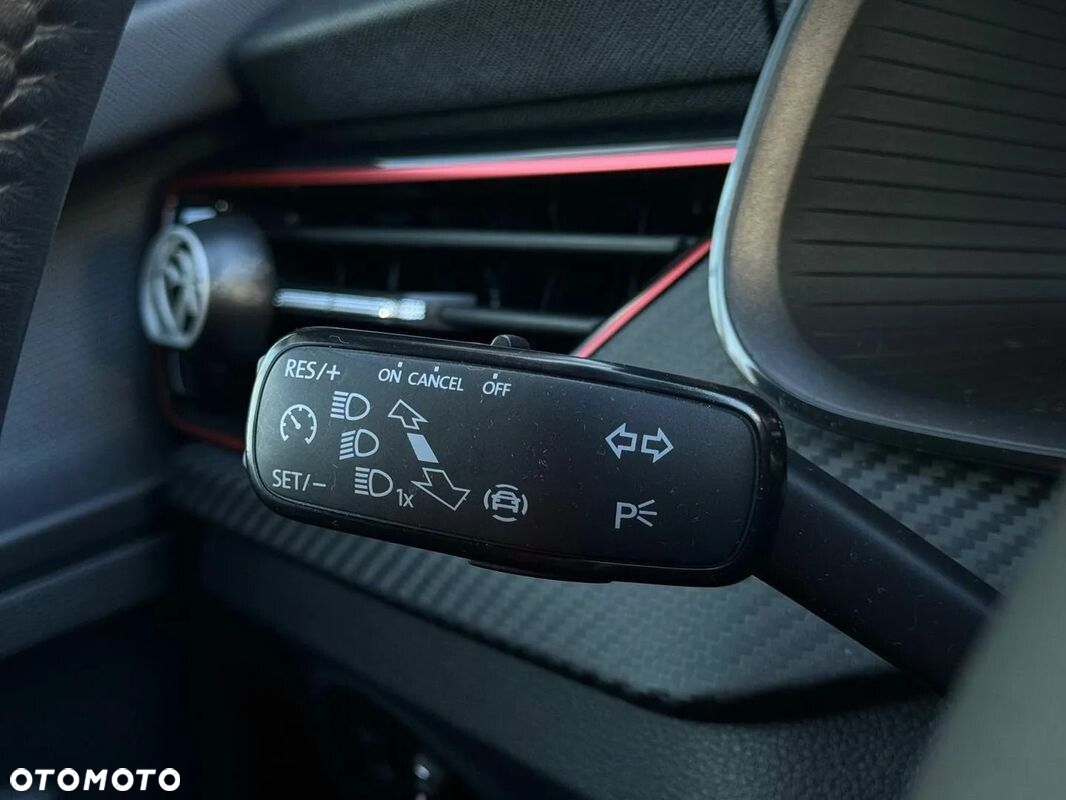 Skoda Kamiq 1.0 TSI Monte Carlo DSG - 27