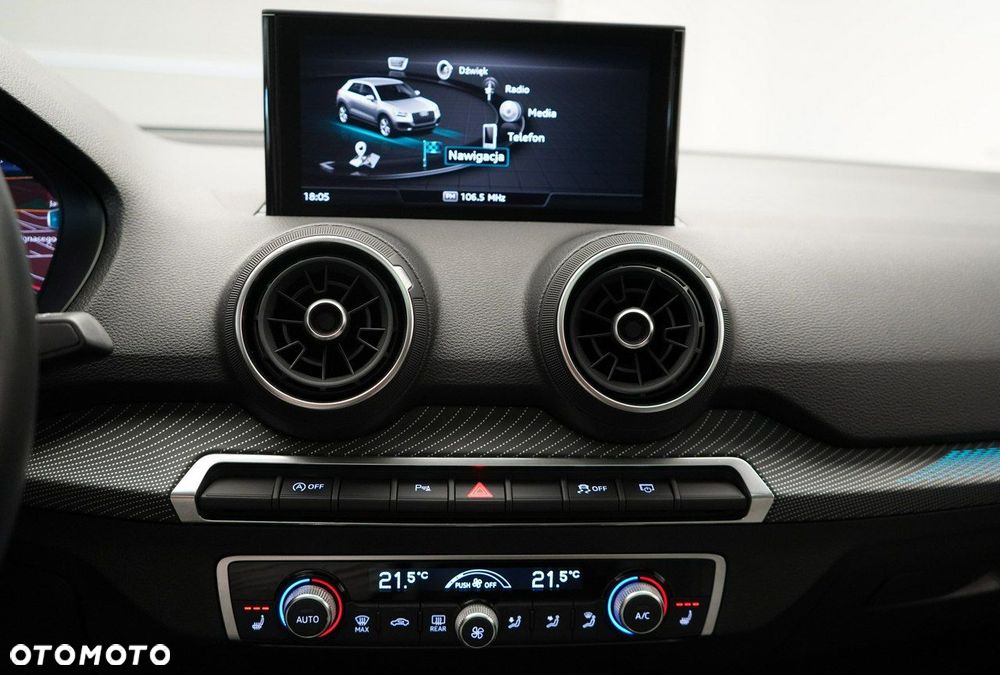 Audi Q2 - 25