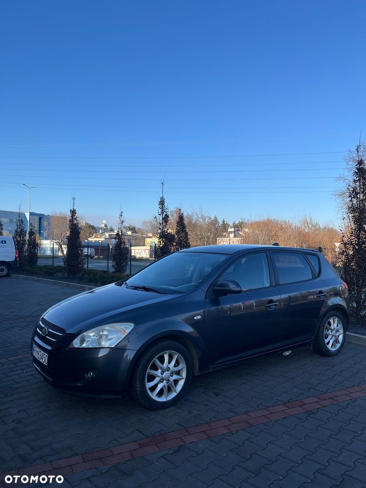 Kia Ceed 1.6 Comfort - 12