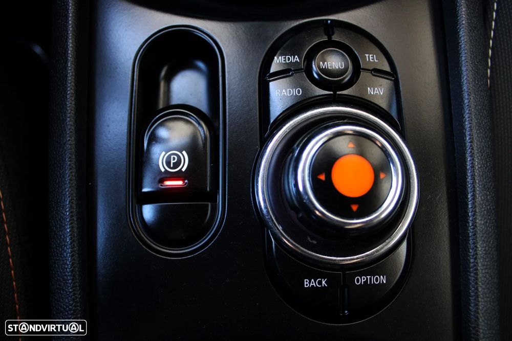 MINI Clubman Cooper D - 44