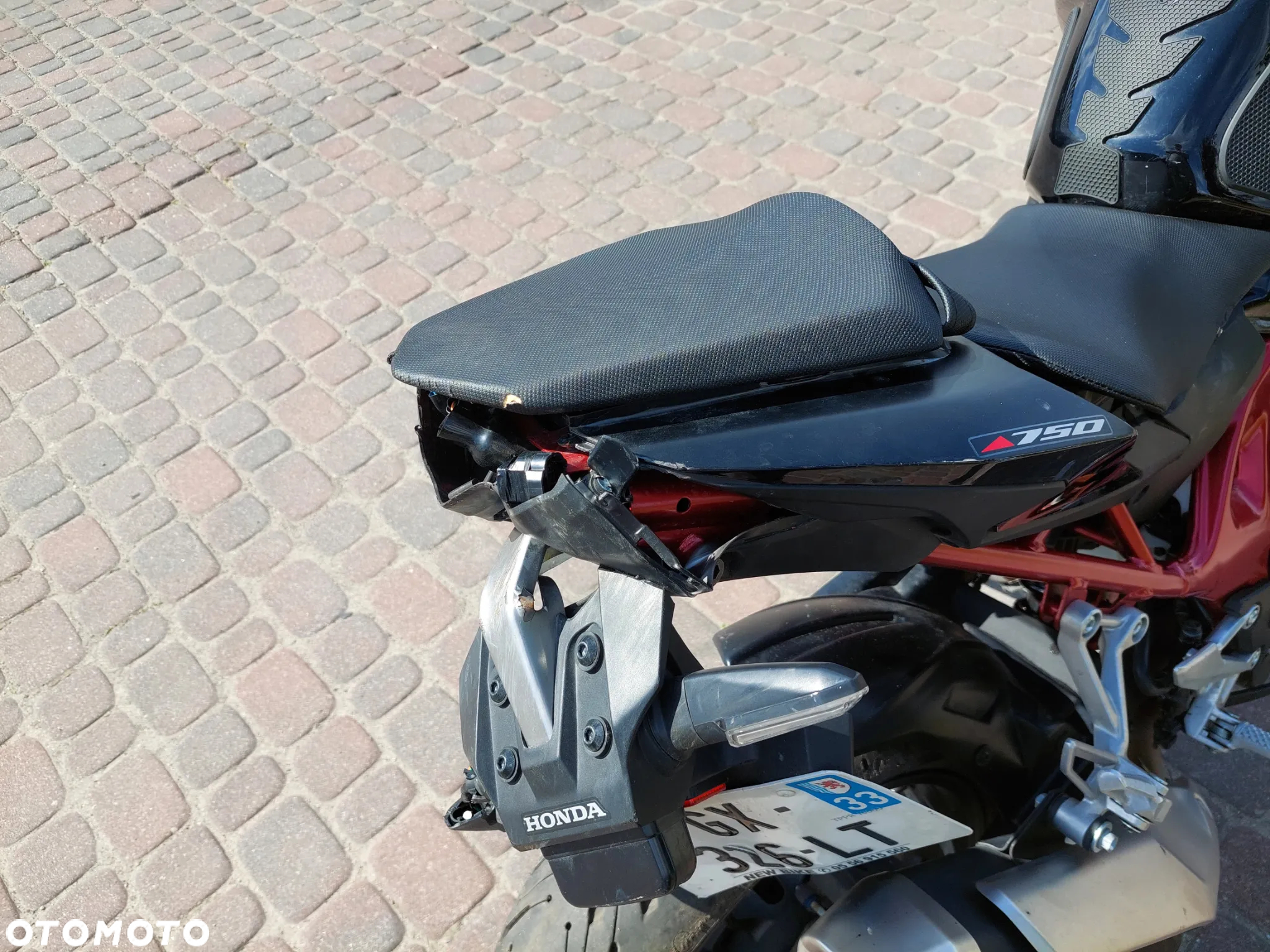 Honda Hornet - 18
