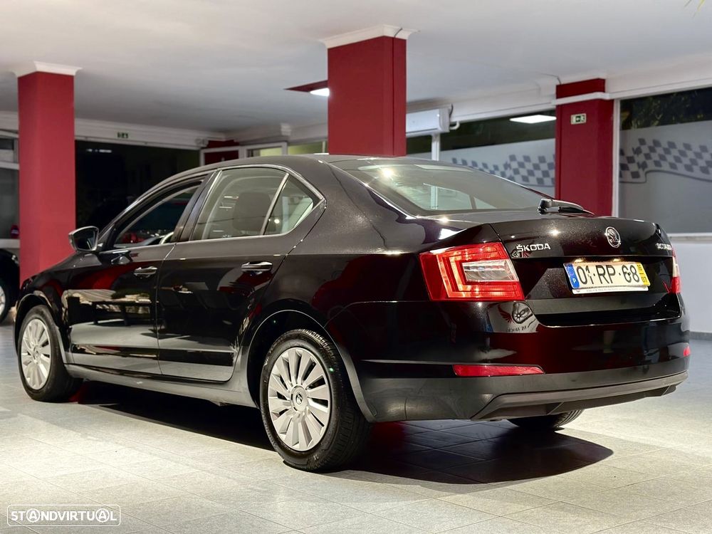 Skoda Octavia 1.6 TDI Style - 4