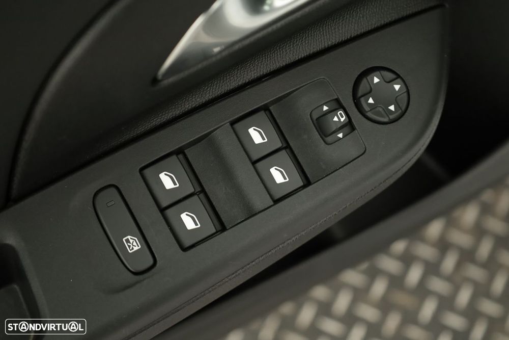 Opel Corsa 1.2 T Edition - 19