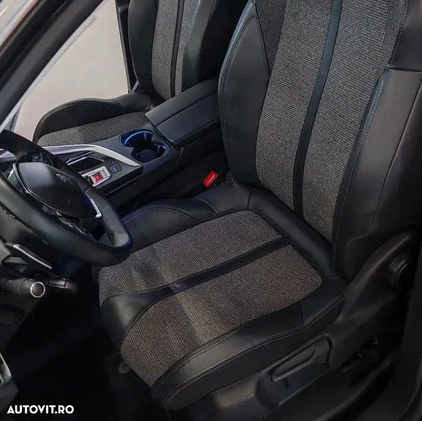 Peugeot 3008 1.2 PureTech S&S EAT8 Allure - 10