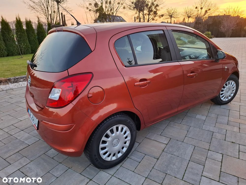 Opel Corsa 1.4 16V Satellite - 20