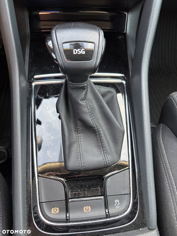 Skoda Karoq 1.5 TSI ACT 4x2 Style DSG - 7