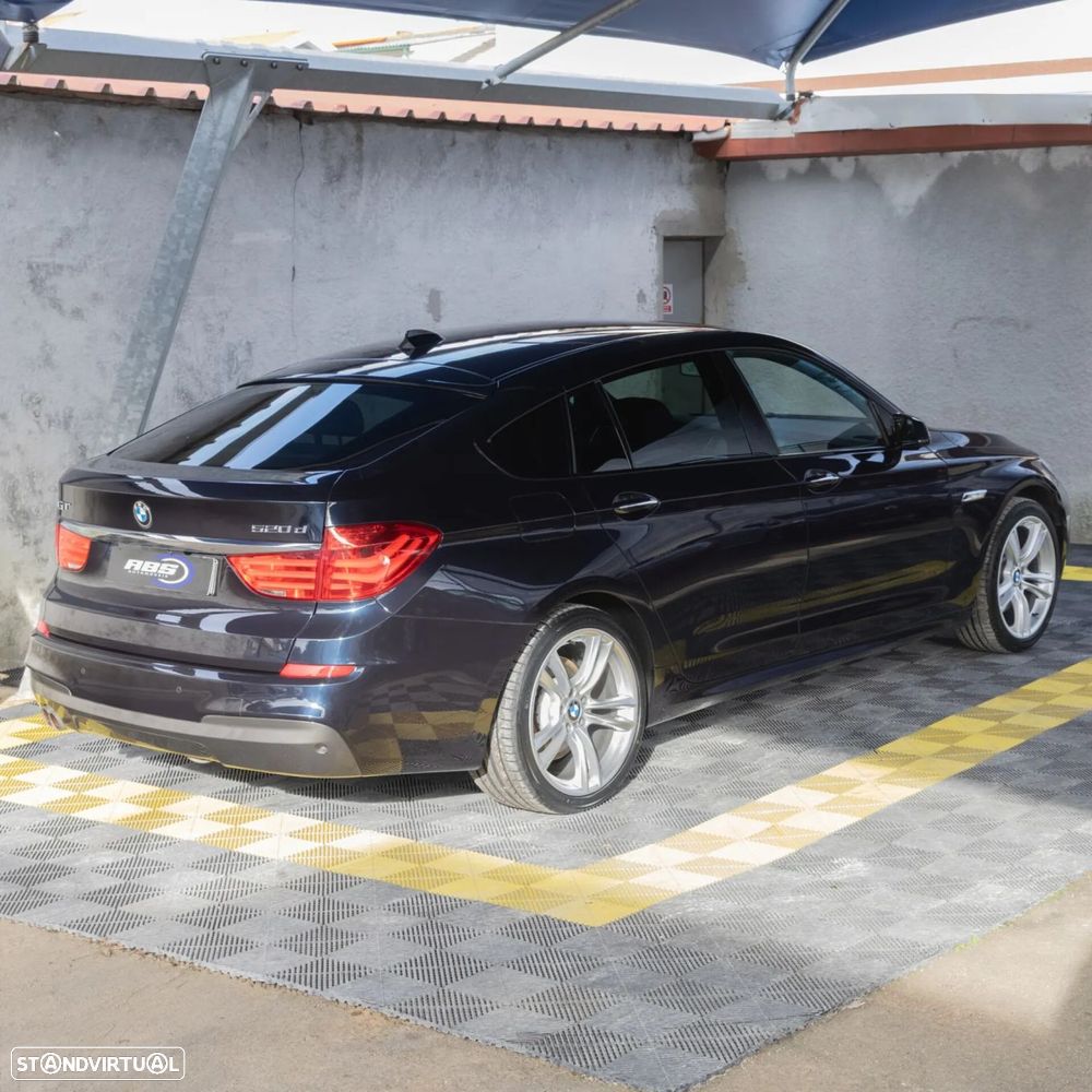 BMW 520 Gran Turismo d Pack M - 4