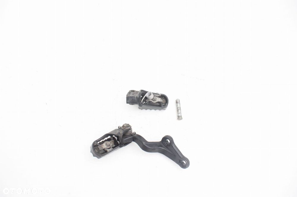 PODNÓŻKI KIEROWCY KOMPLET KTM 640 LC4 Duke II 99-07 - 2