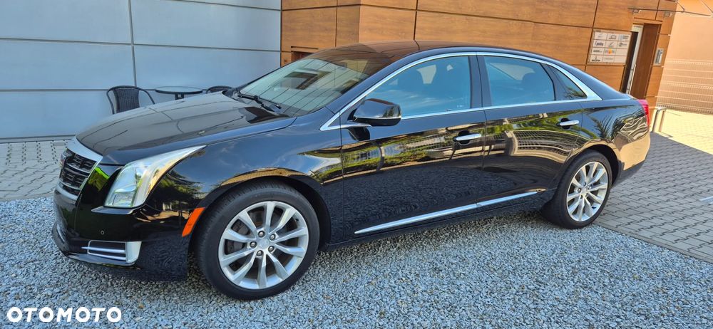 Cadillac XTS - 16