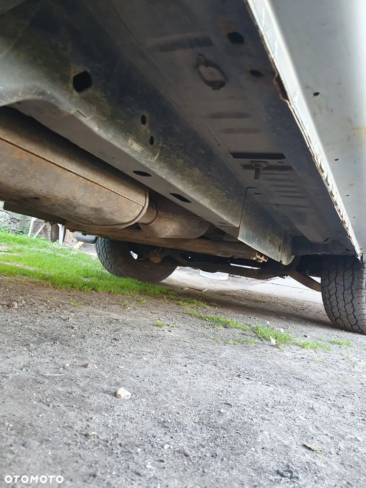 Jeep Cherokee 2.4 Sport - 9