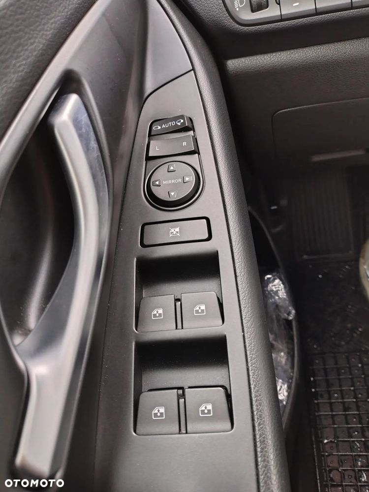 Hyundai i30 - 23