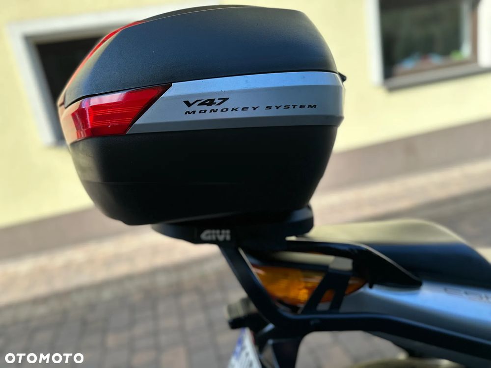 Honda CBF - 10