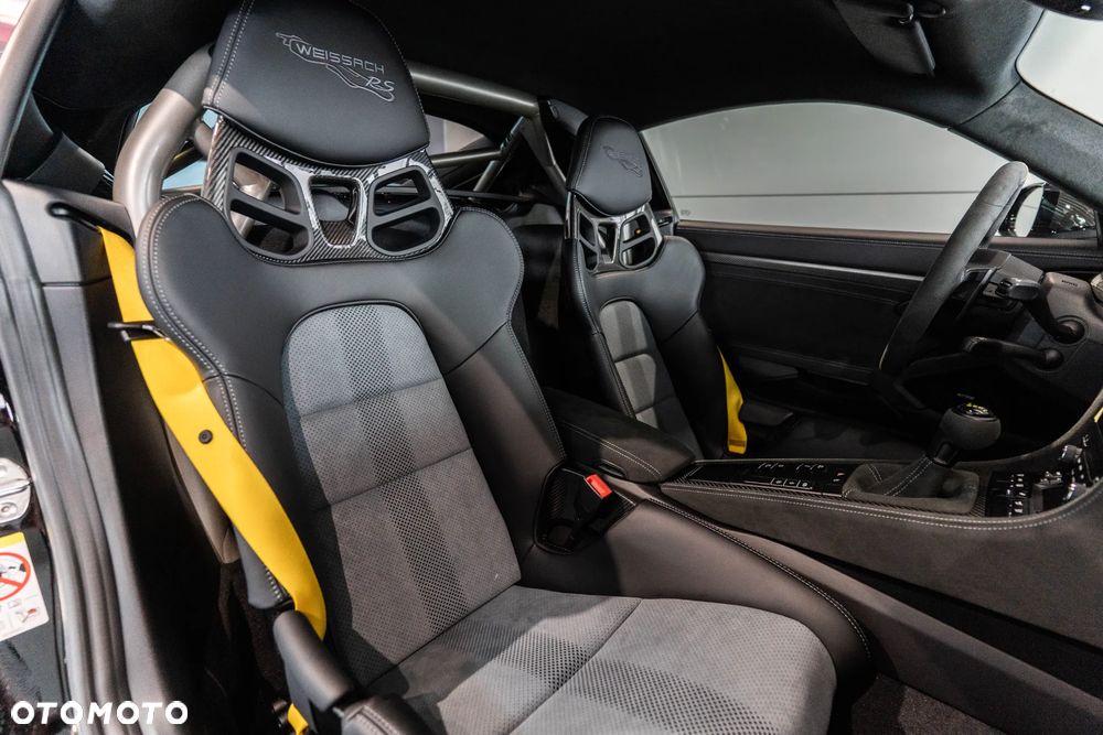 Porsche 718 Cayman GPF GT4 RS PDK - 10