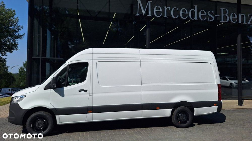 Mercedes-Benz Sprinter - 2
