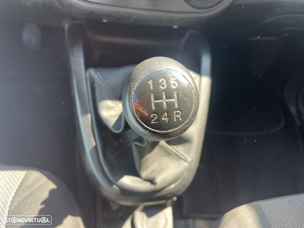 Fiat Doblo 1.3 Multiject C/Porta Lateral - 11