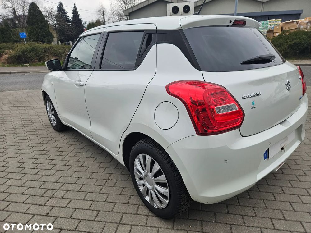 Suzuki Swift - 6