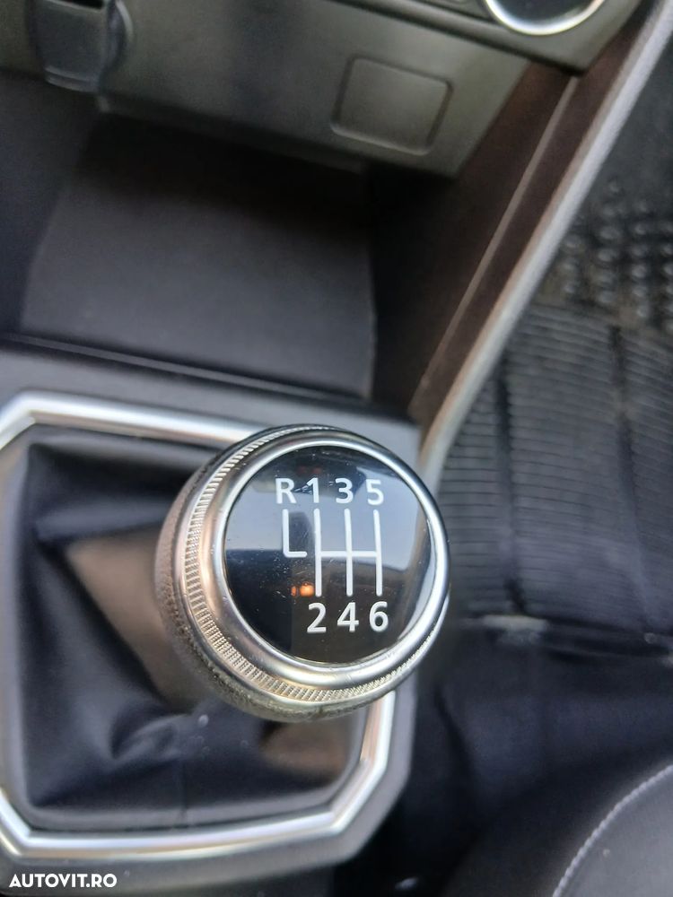 Dacia Logan TCe 90 MT6 Prestige - 16