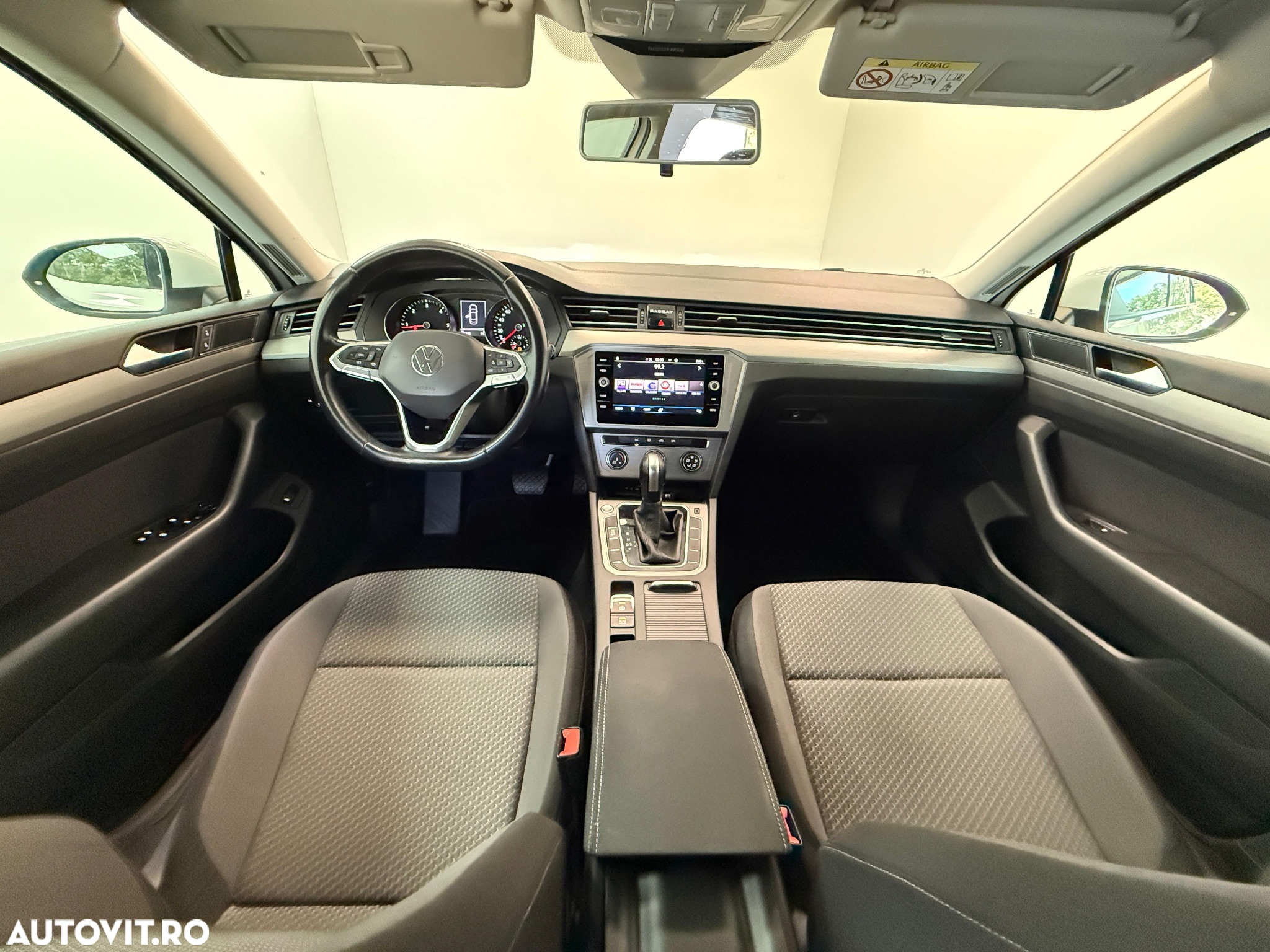 Volkswagen Passat 2.0 TDI DSG Advance - 7