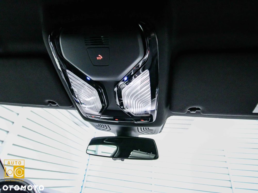 BMW Seria 5 520d M Sport - 38