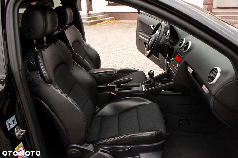 Audi A3 3-drzwiowe 1.4 TFSI S line Sportpaket (plus) - 23