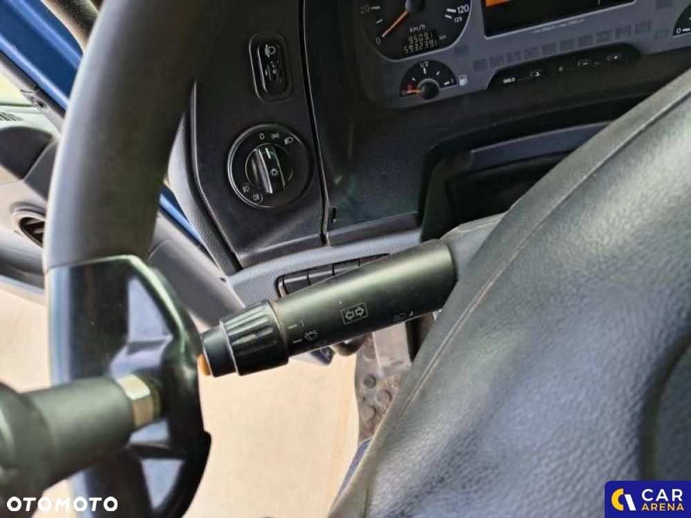 Mercedes-Benz Actros - 16