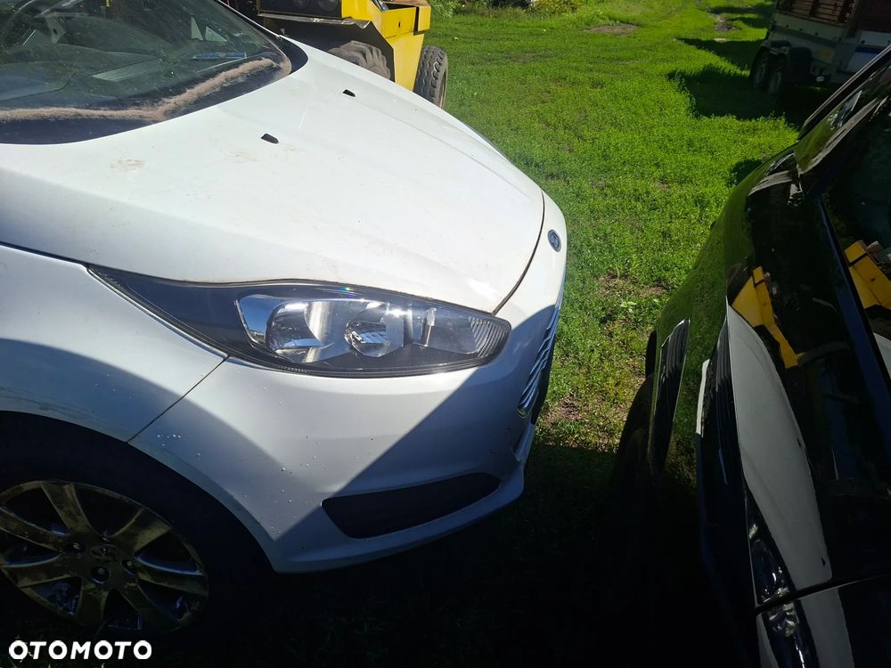 Ford Fiesta VII Mk7 15r maska zderzak drzwi klapa kolor hc lewa