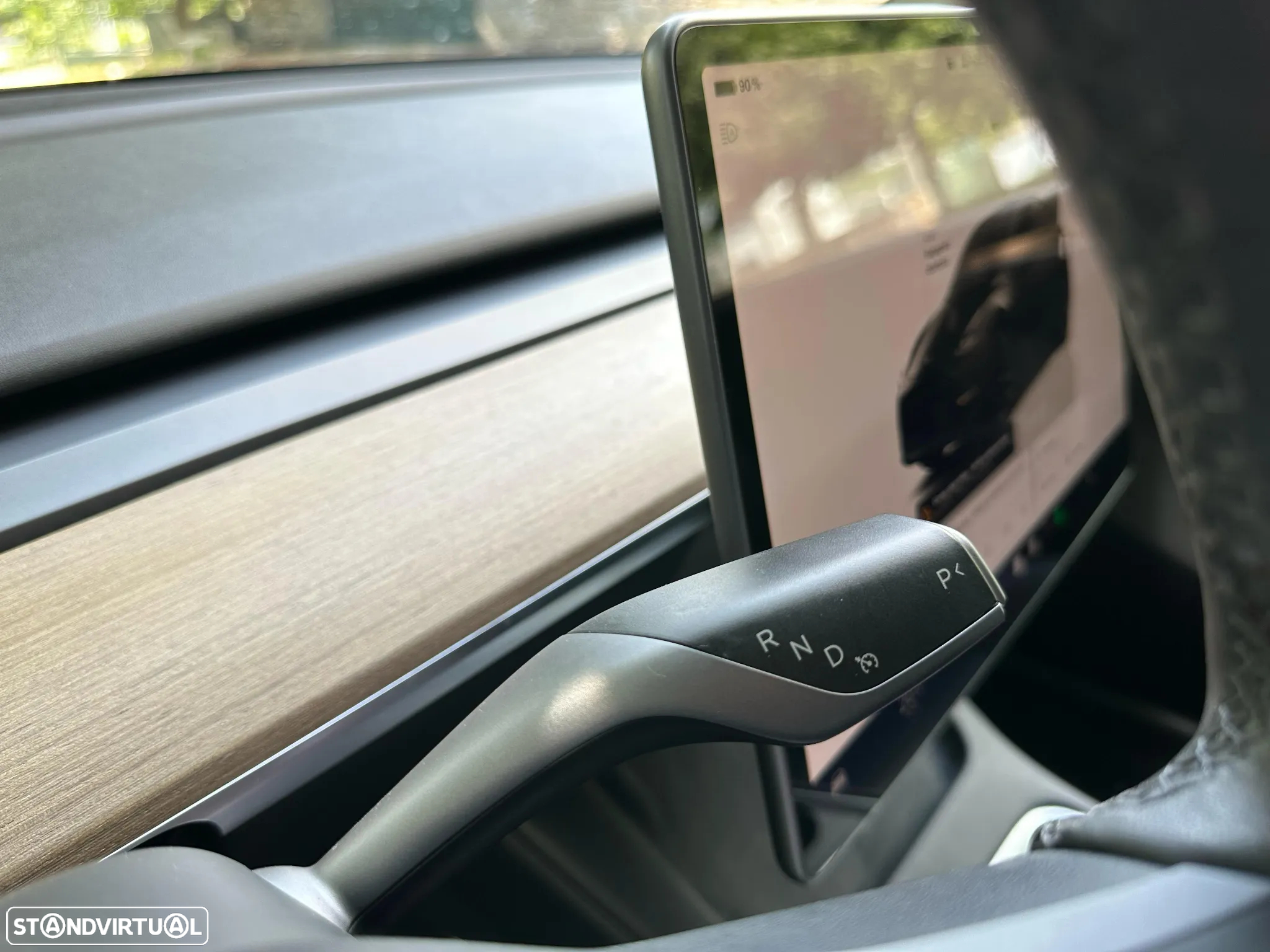 Tesla Model Y Long Range Dual Motor AWD - 22