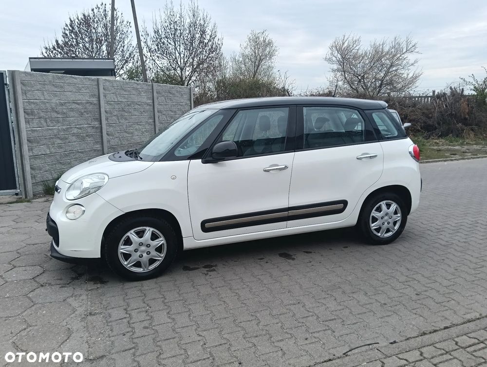 Fiat 500L 1.4 16V Urban Edition - 2