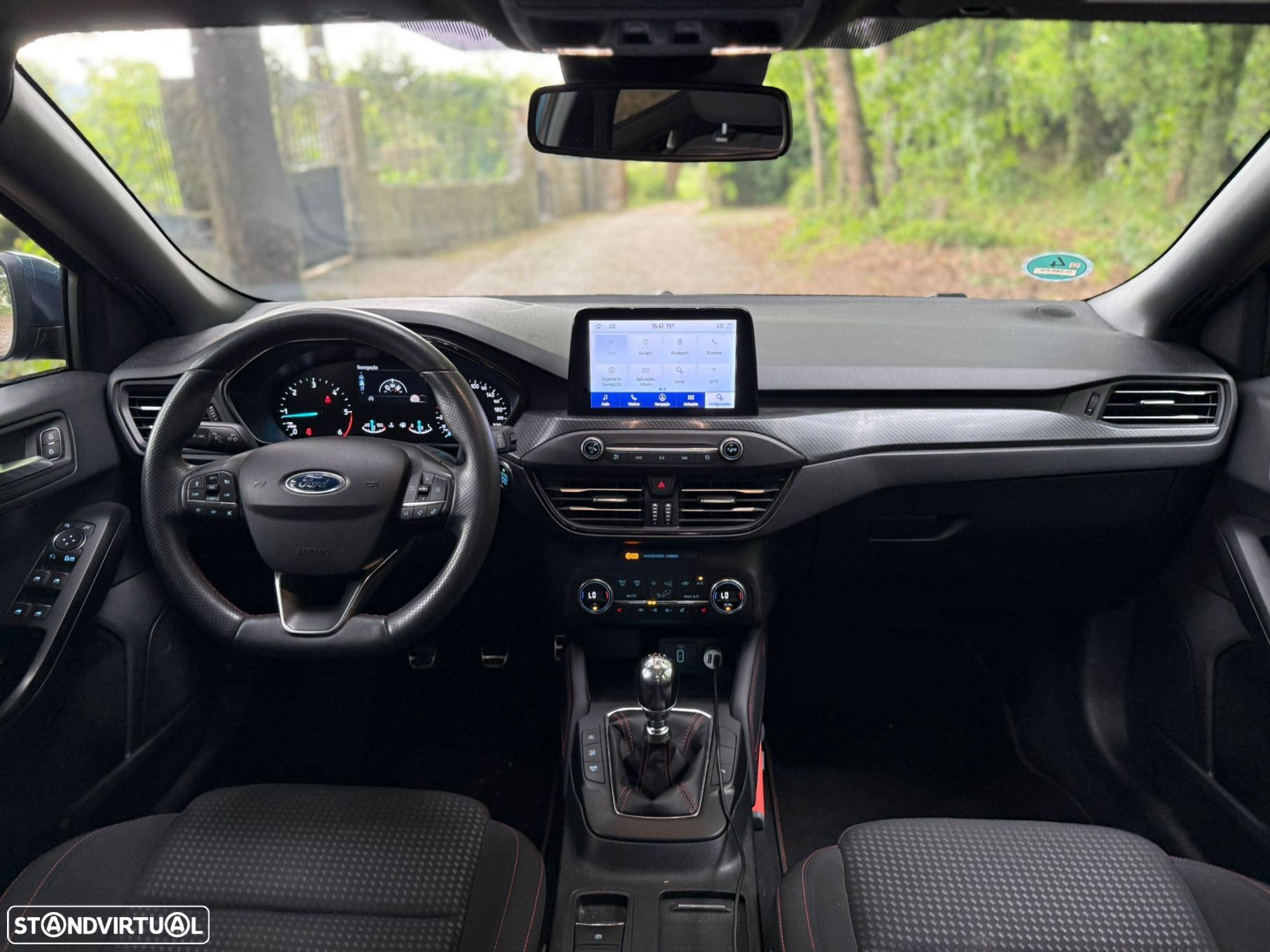 Ford Focus 1.5 TDCi EcoBlue ST-Line X - 8