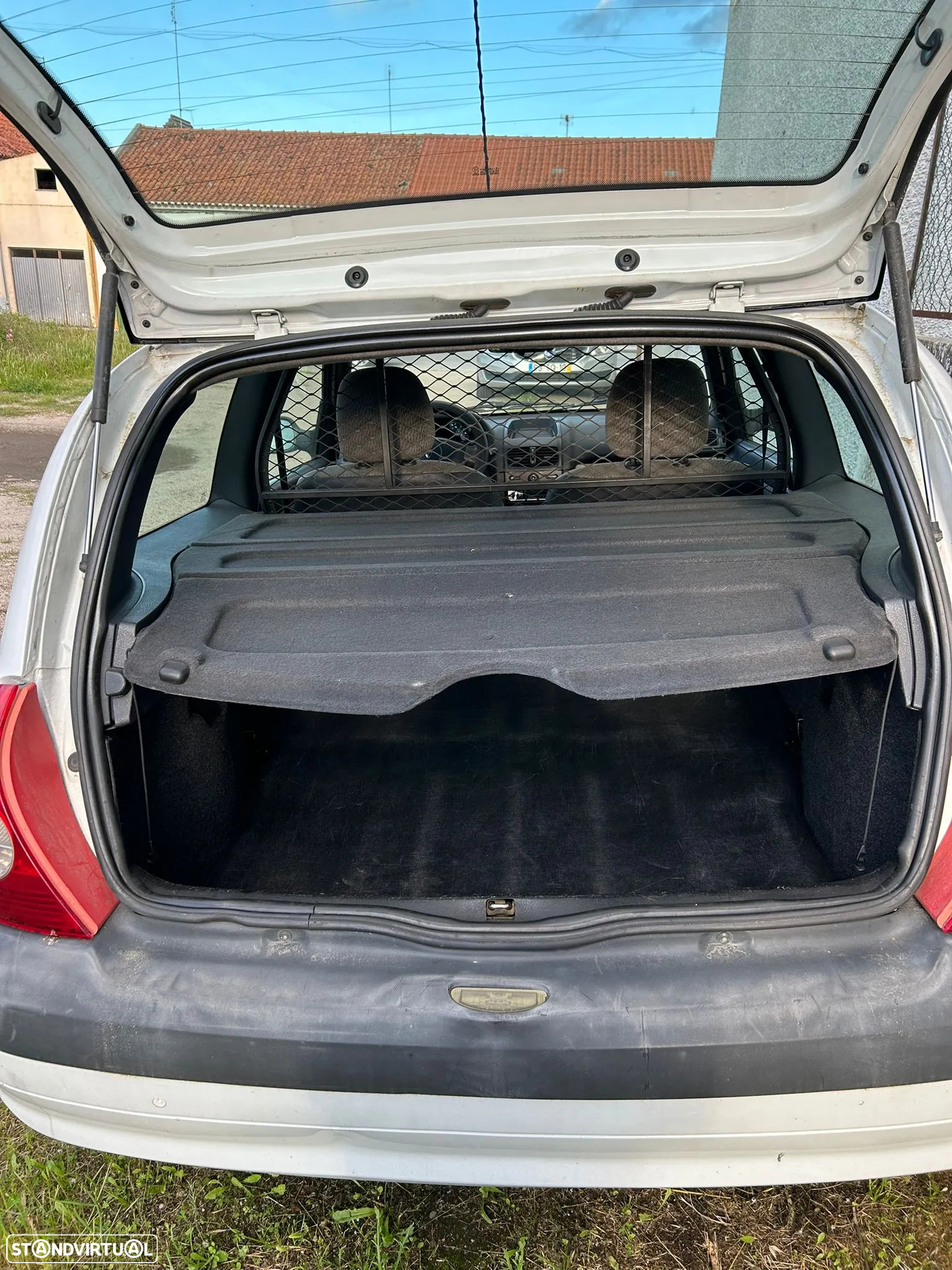 Renault Clio 1.5 dCi Confort - 6