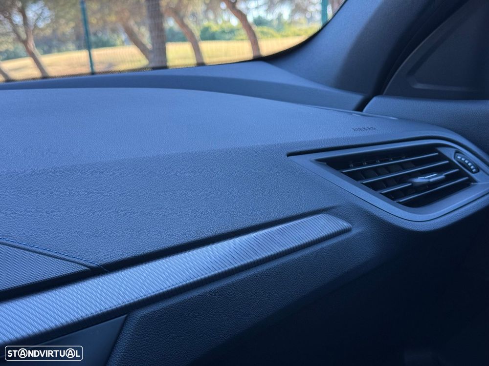 BMW 118 i Pack Desportivo M Auto - 47