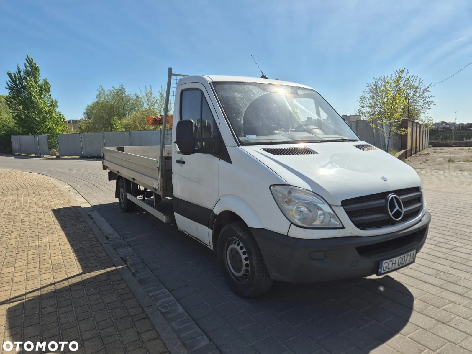 Mercedes-Benz Sprinter - 2