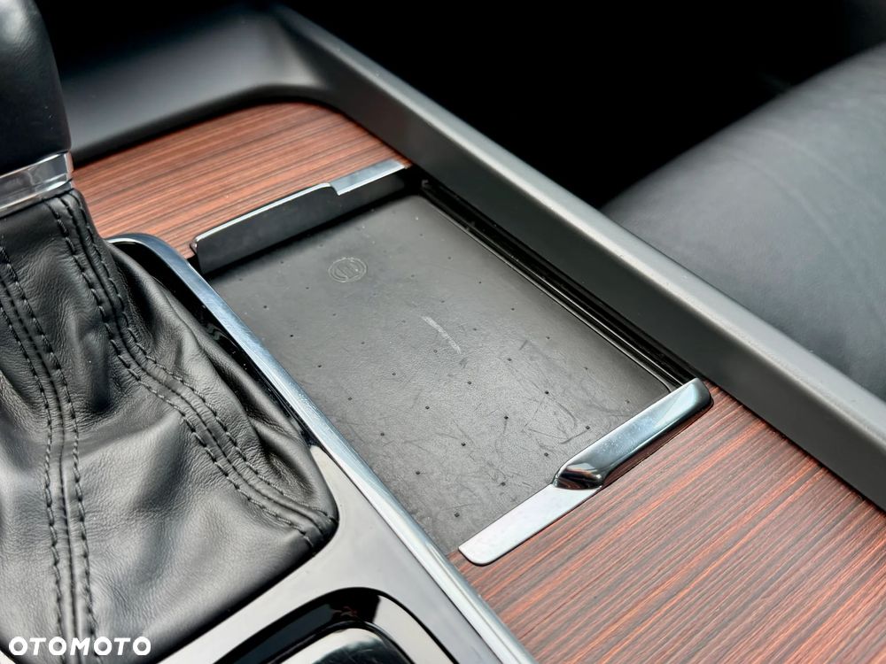 Volvo S60 B5 B AWD Ultimate Dark - 18