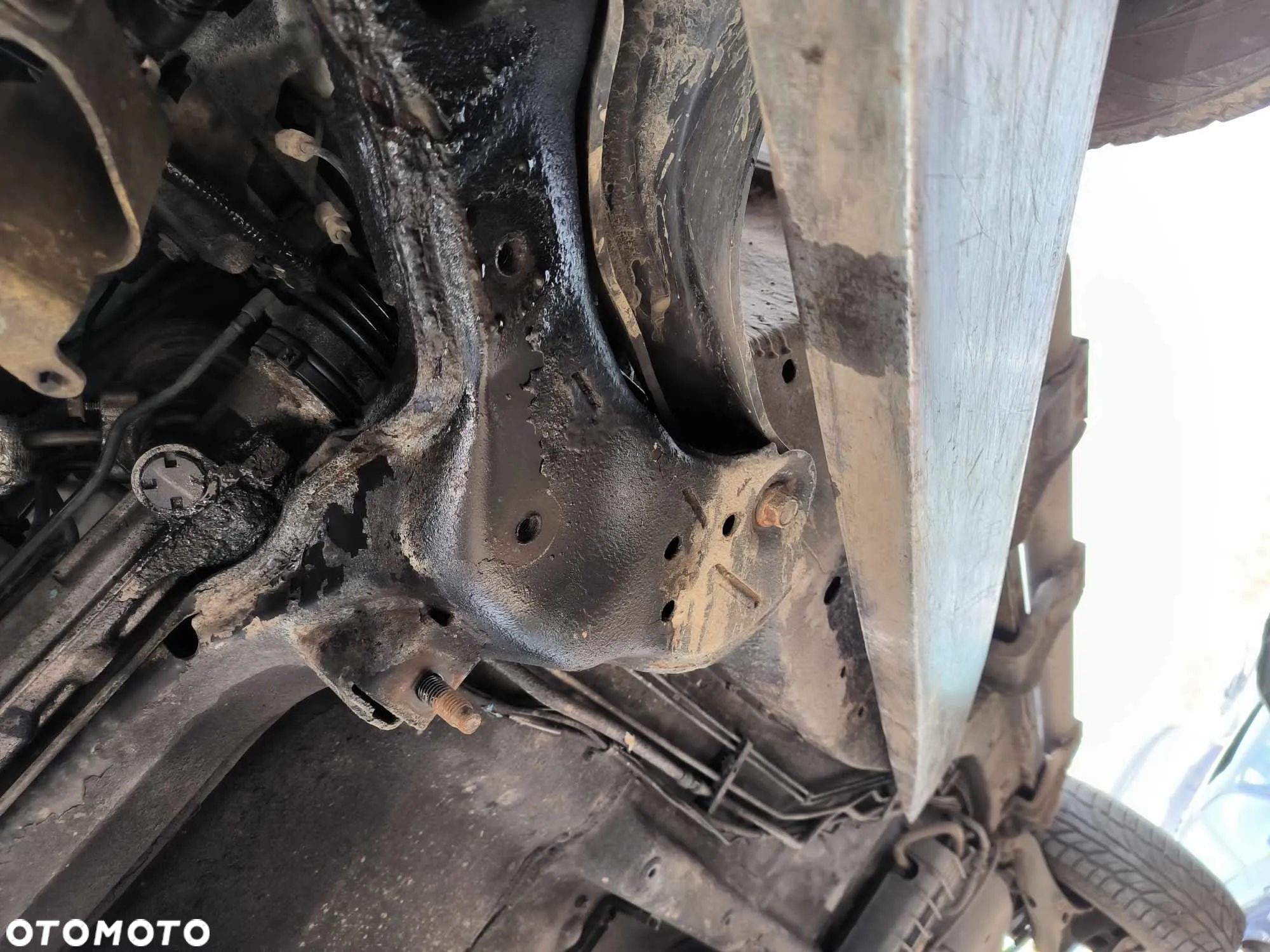Sanki belka zawieszenia przód Mazda Tribute I 2.3 - 7