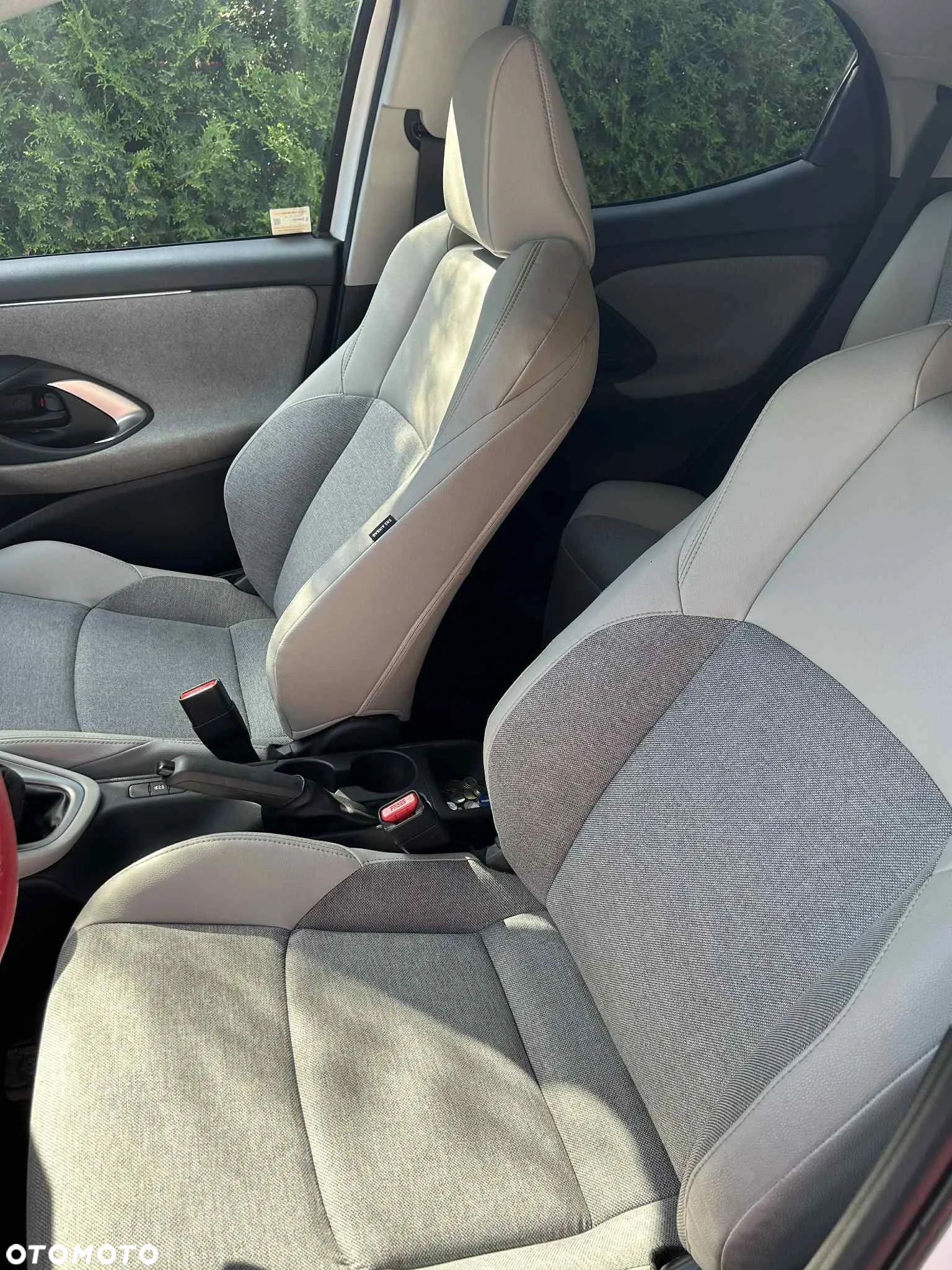 Toyota Yaris 1.5 Executive - 6