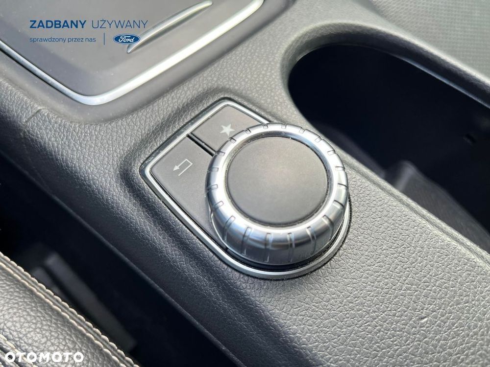 Mercedes-Benz CLA 180 7G-DCT UrbanStyle Edition - 27