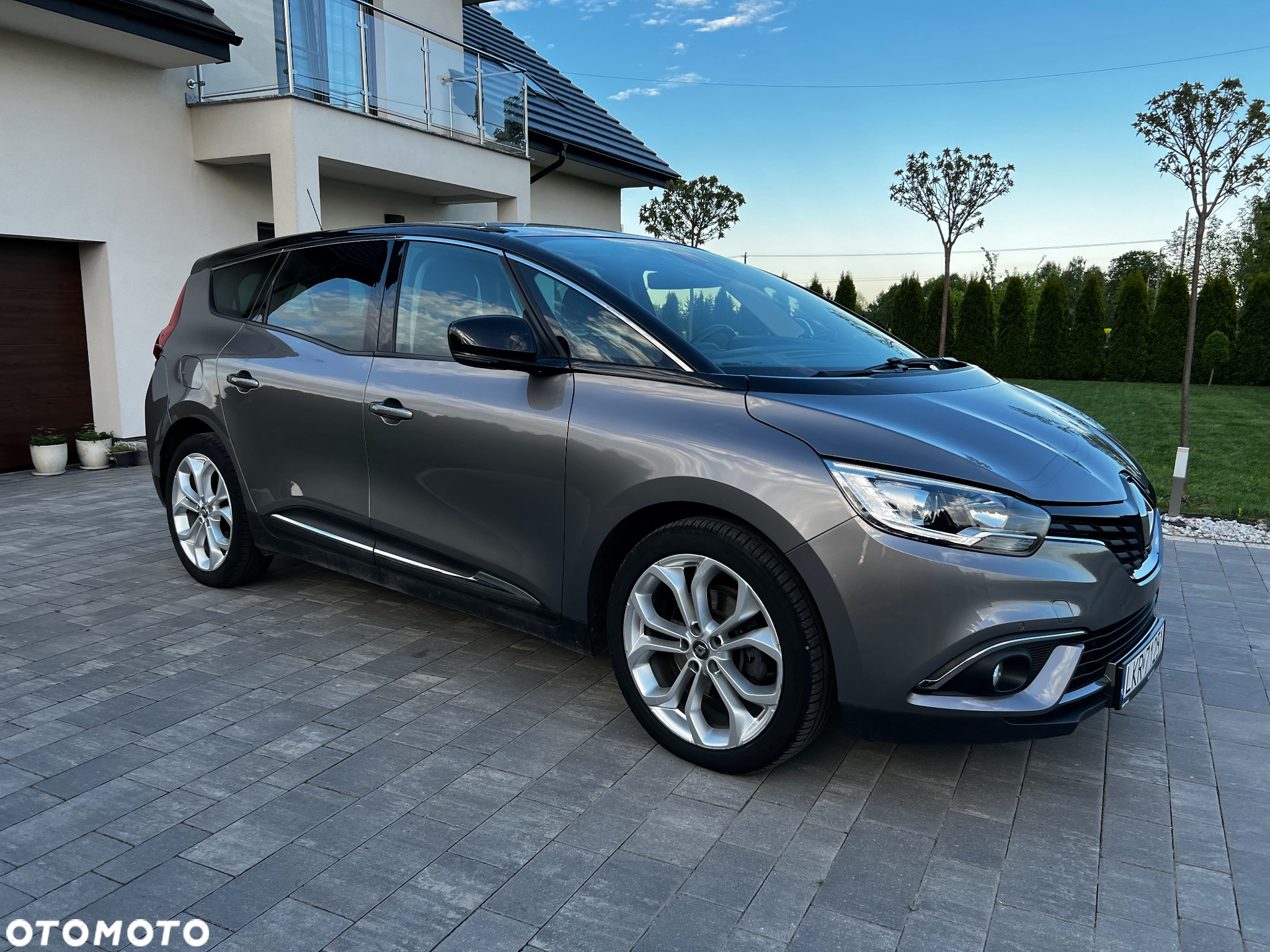 Renault Scenic - 10