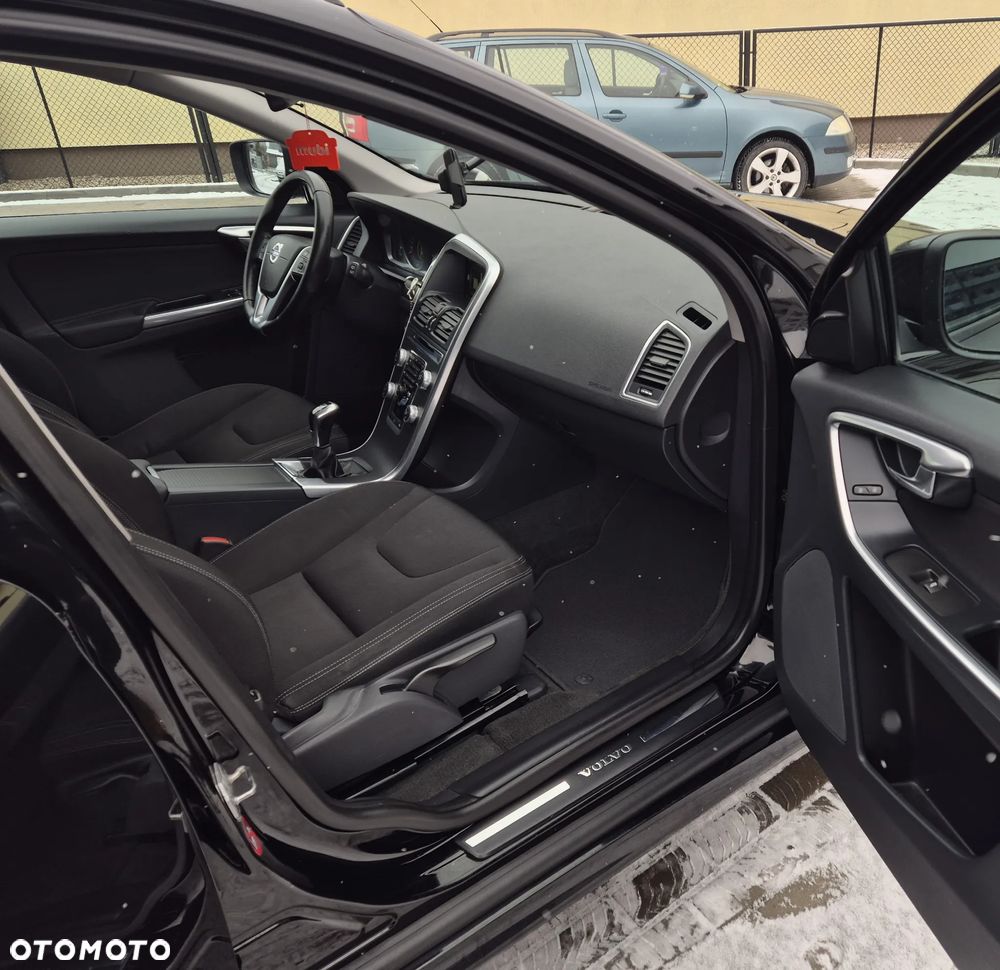 Volvo XC 60 D4 Kinetic - 9