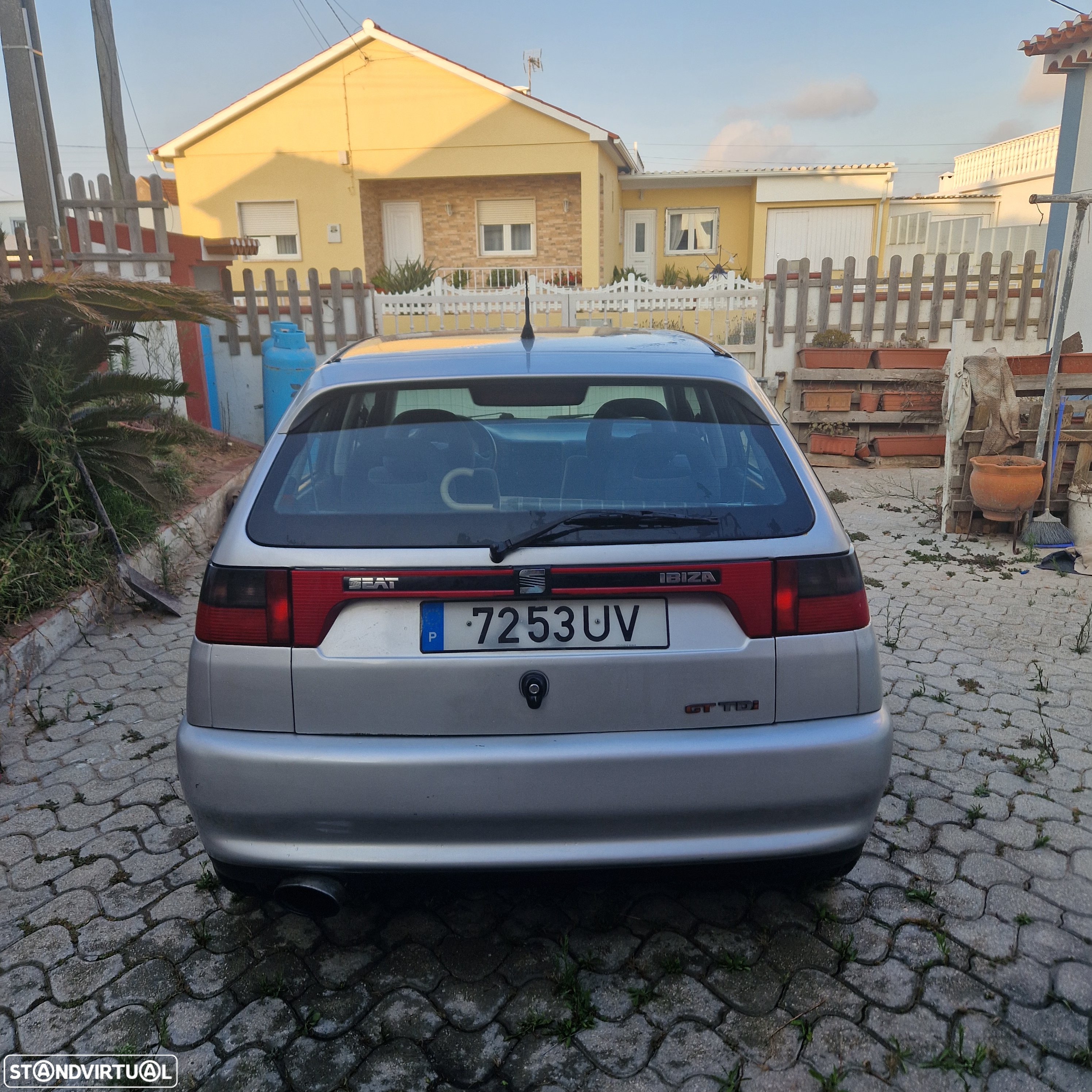 SEAT Ibiza - 3