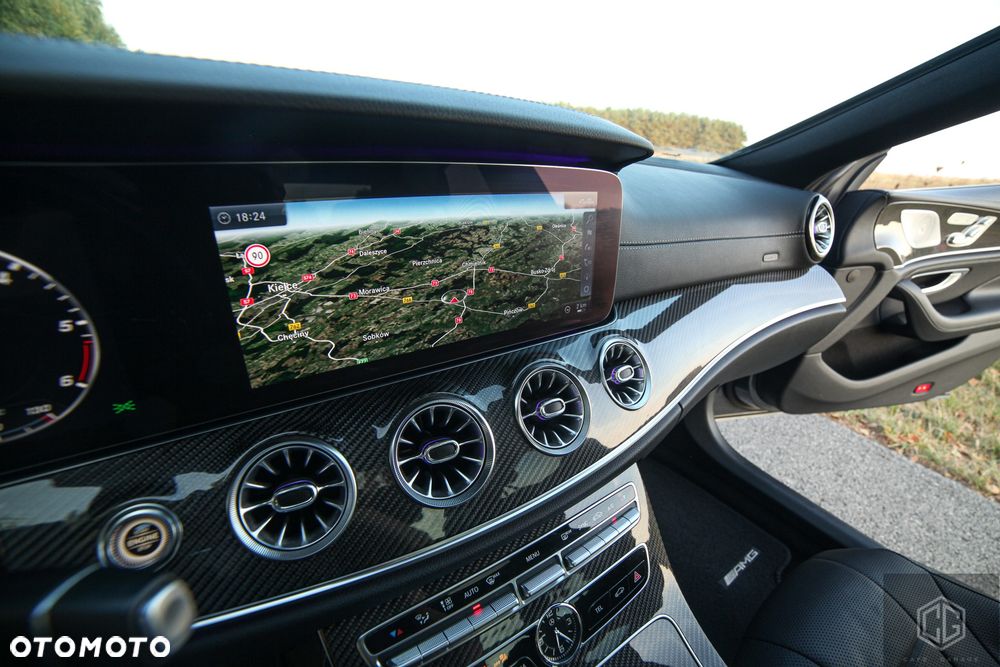 Mercedes-Benz CLS - 27