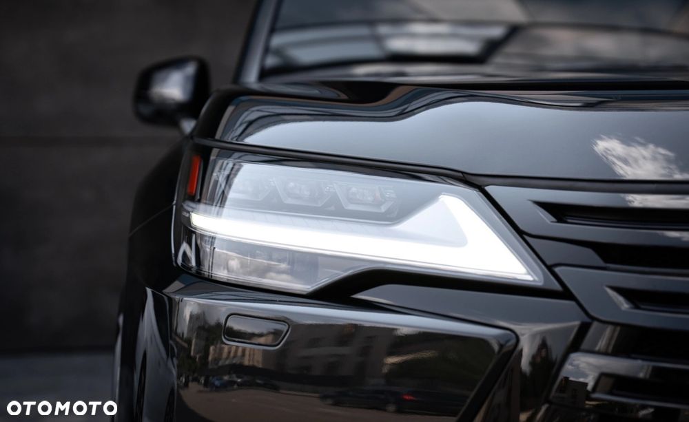Lexus LX - 39