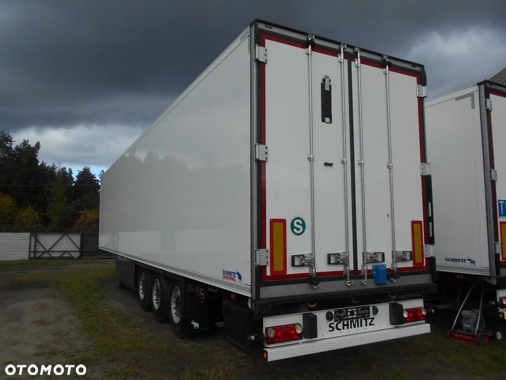Schmitz Cargobull chłodnia nowy model V7 - 3