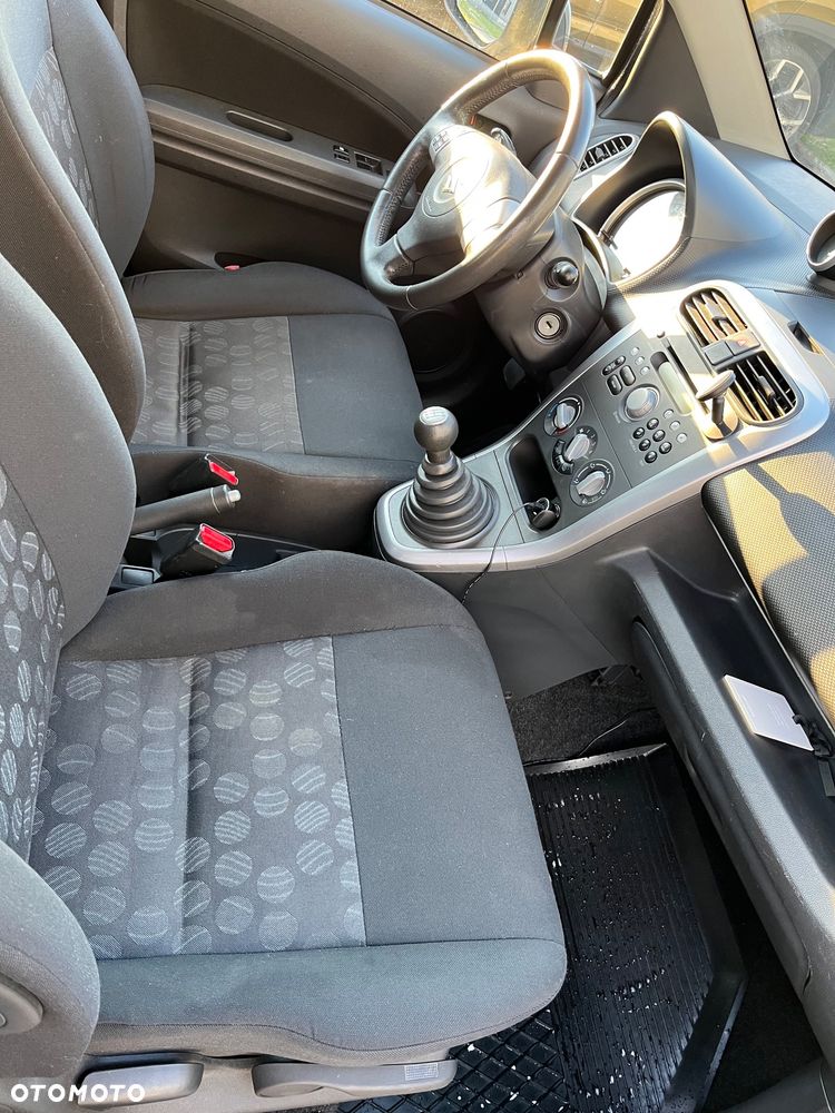 Suzuki Splash 1.2 GLX / Comfort - 3