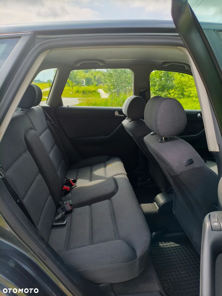 Audi A3 Sportback 1.6 Ambiente - 8