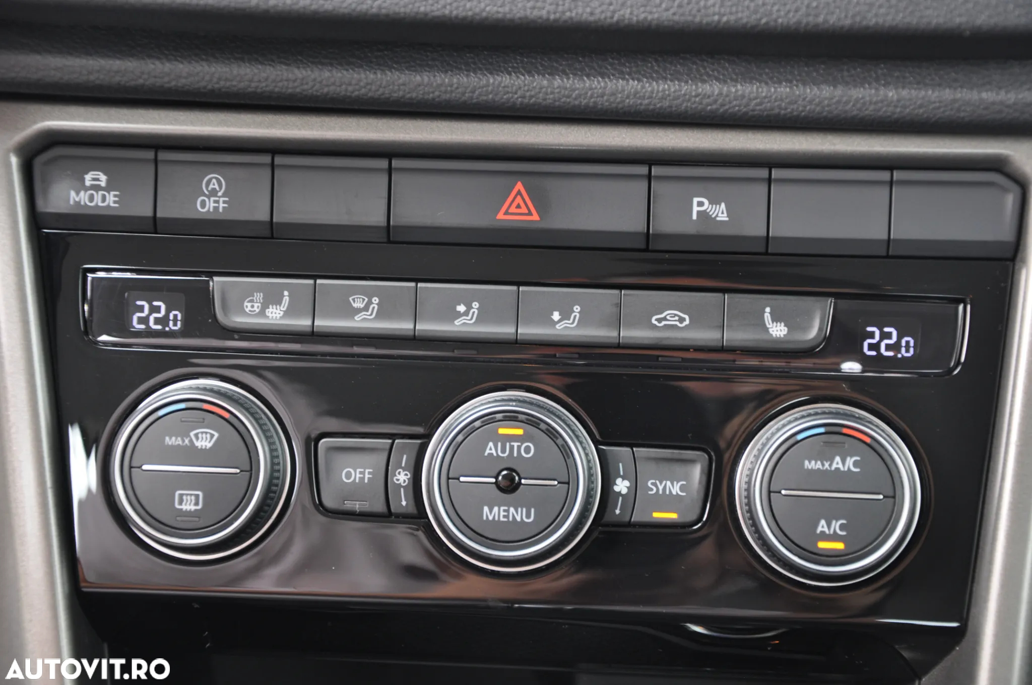 Volkswagen T-ROC 2.0 TDI DSG Design - 22