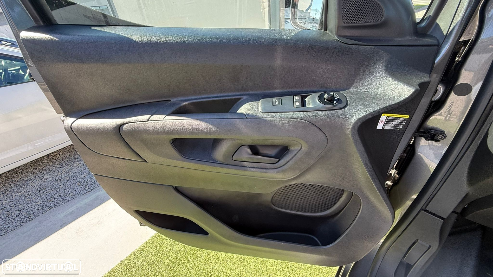 Citroën Berlingo 1.5 BlueHDi M Shine Pack - 42