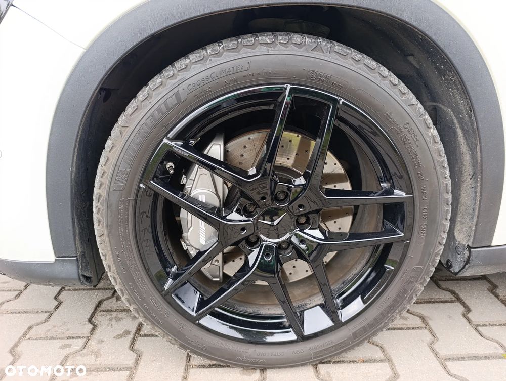 Mercedes-Benz GLA AMG 45 4-Matic - 23