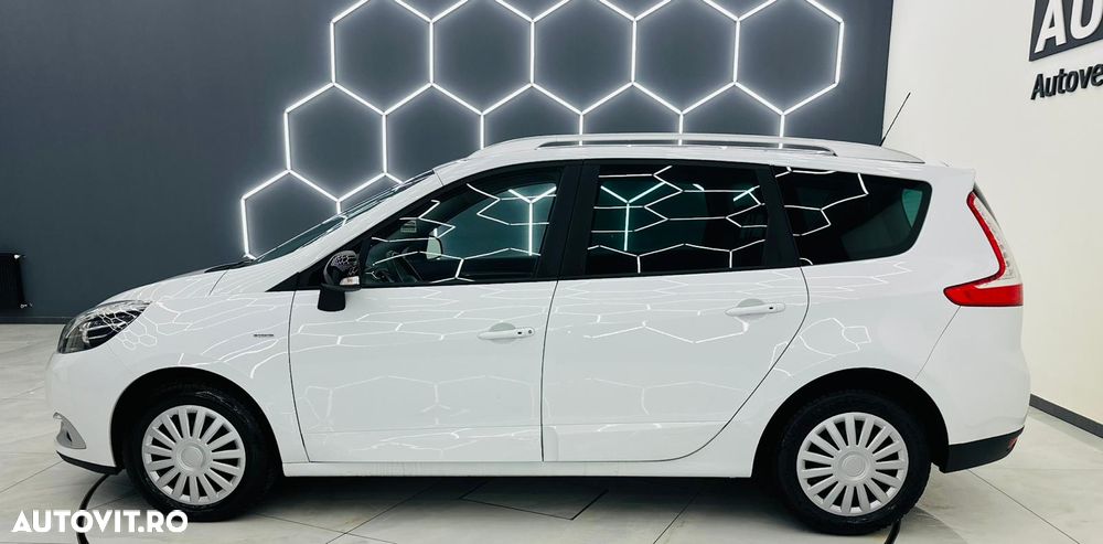 Renault Grand Scenic ENERGY dCi 110 INTENS - 32