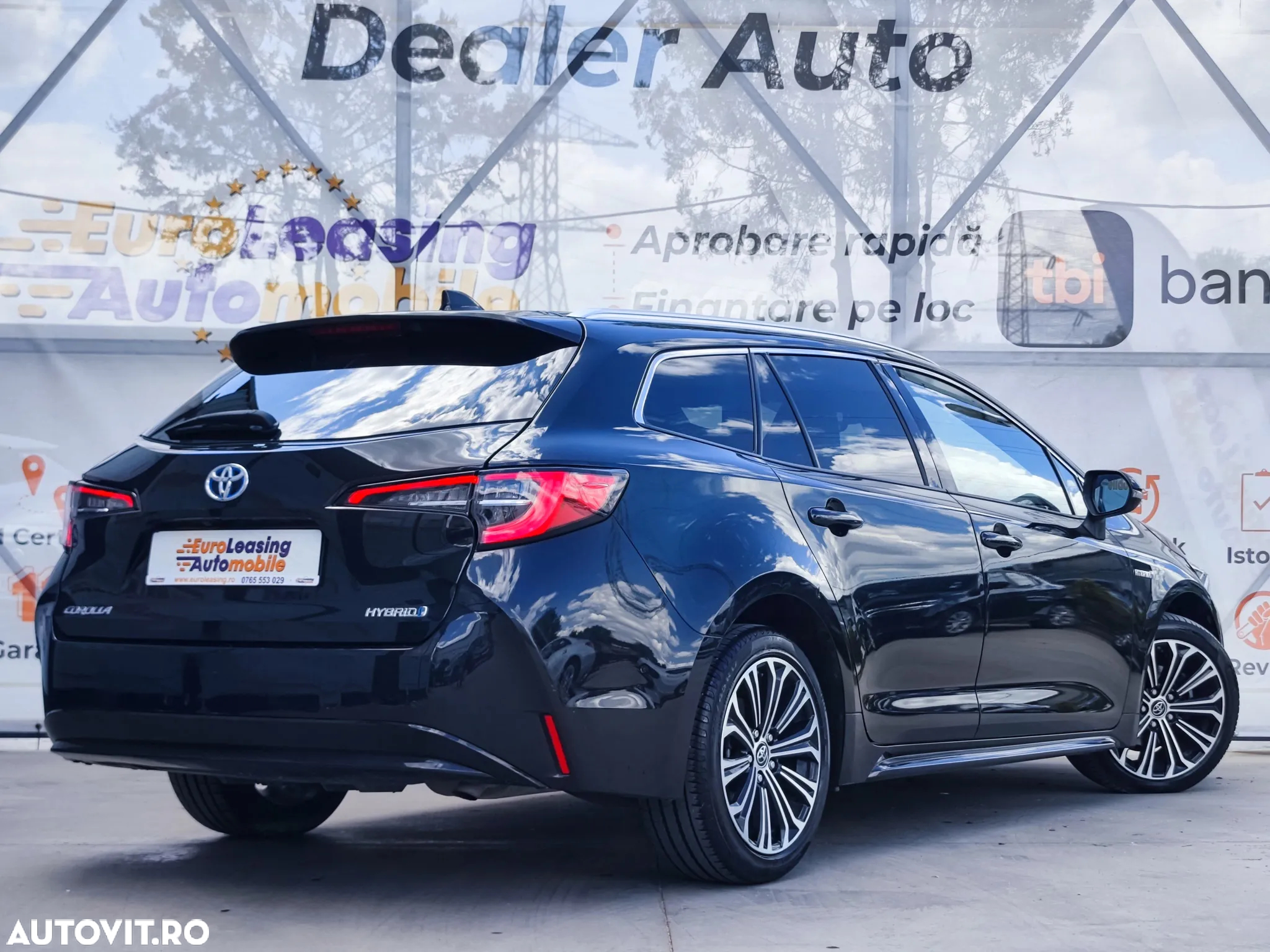 Toyota Corolla 1.8 HSD Dynamic - 9